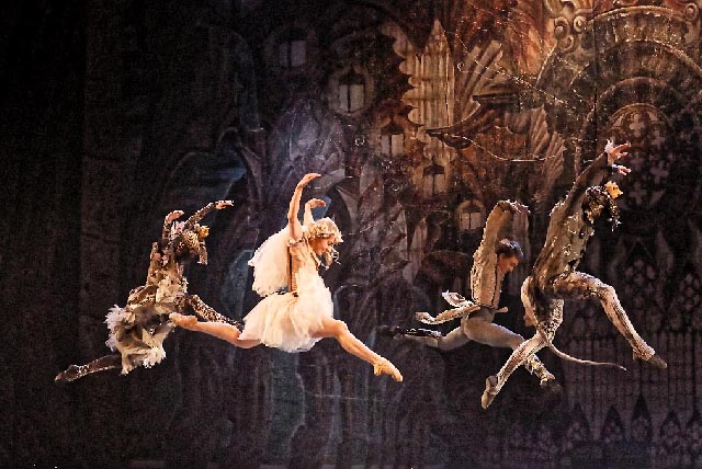 Photojournalism:Ukrainian National Ballet
